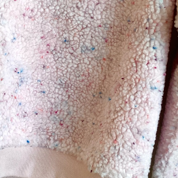 \All in Motion\ NWT Faux Shearling Pullover in Beyond Pink - Picture 6 of 16